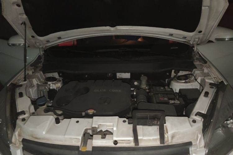 Used CHANGAN CS35 2016 1.6L Manual Luxury Model China V Standard Engine Bay