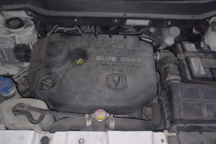 Used CHANGAN CS35 2016 1.6L Automatic Luxury Model China IV Standard Engine Bay