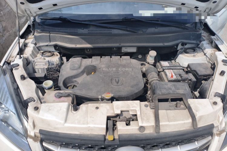 Used CHANGAN CS35 2016 1.6L Automatic Luxury Model China IV Standard Engine Bay