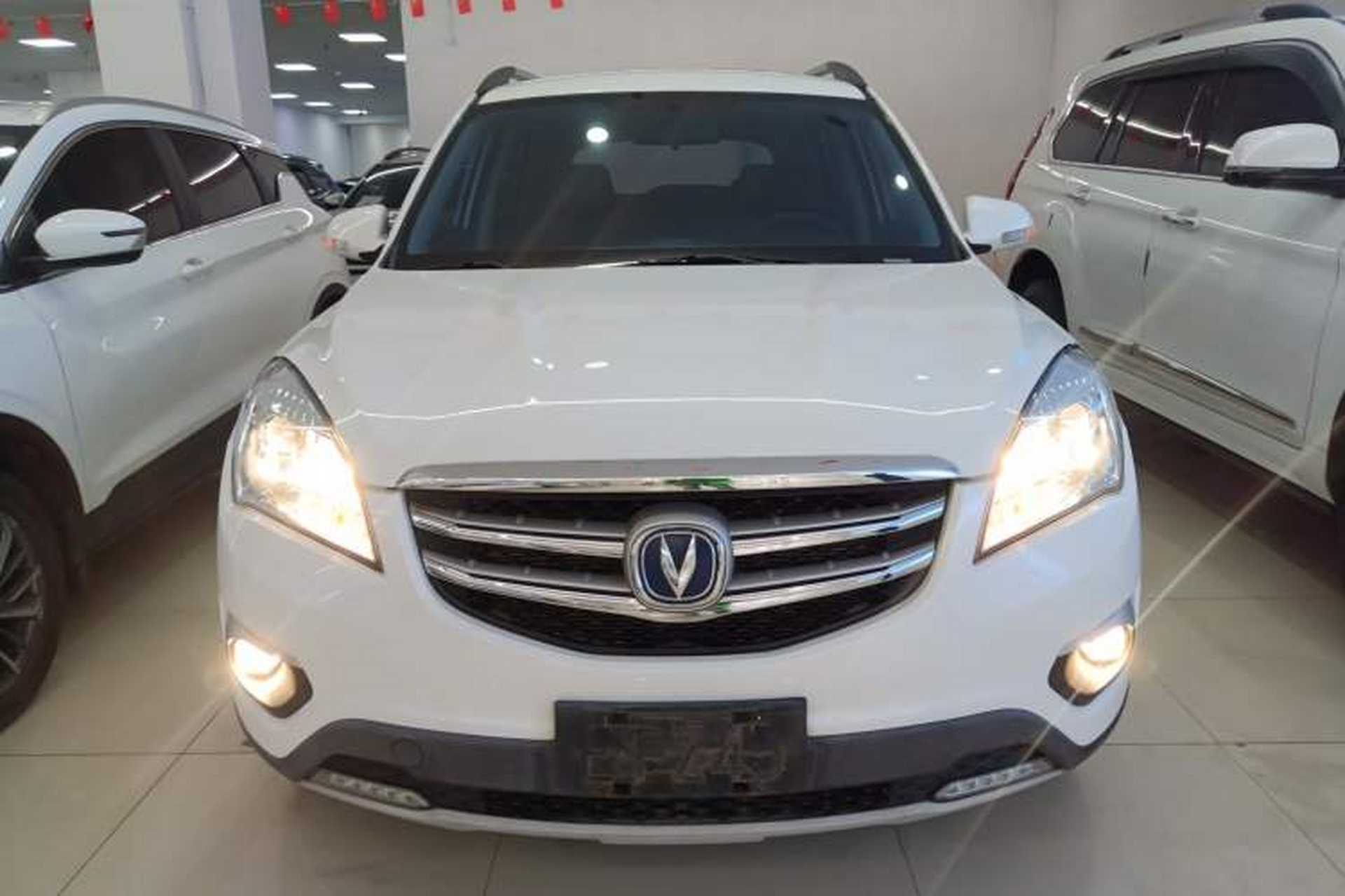 Used CHANGAN CS35 2016 1.6L Automatic Luxury Model China V Standard Exterior 1