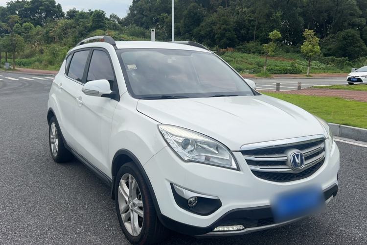 Used CHANGAN CS35 2016 1.6L Automatic Luxury Model China V Standard Exterior 3