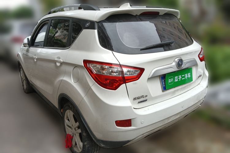 Used CHANGAN CS35 2016 1.6L Automatic Luxury Model China V Standard Exterior 3