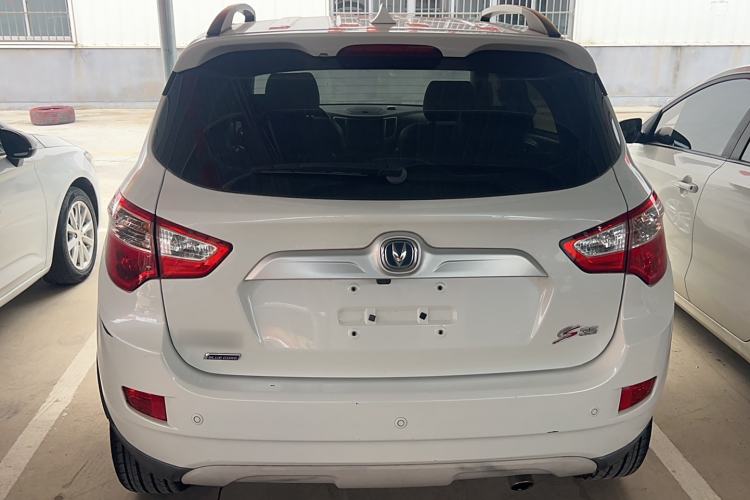 Used CHANGAN CS35 2016 1.6L Automatic Luxury Model China V Standard Exterior 4