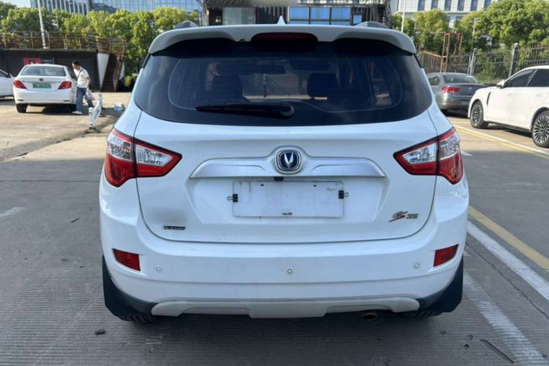 Used CHANGAN CS35 2016 1.6L Manual Luxury Model China V Standard Exterior 5