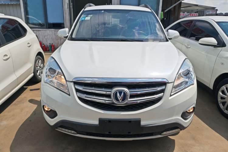 Used CHANGAN CS35 2016 1.6L Automatic Luxury Model China IV Standard Front