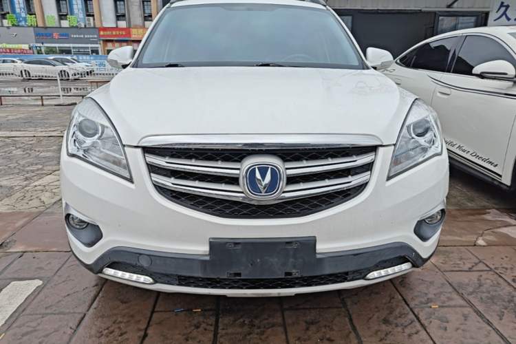 Used CHANGAN CS35 2016 1.6L Automatic Luxury Model China V Standard Front