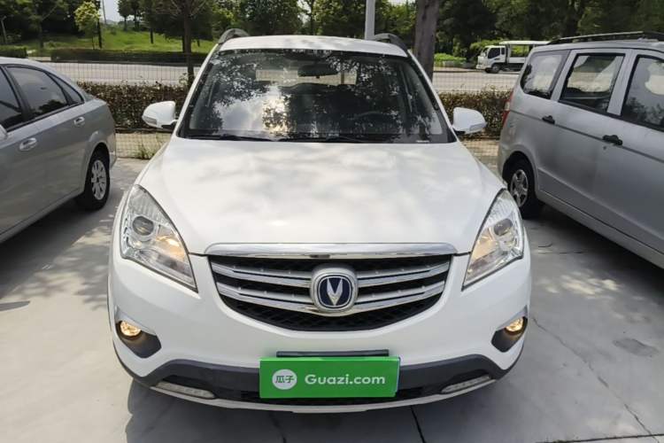 Used CHANGAN CS35 2016 1.6L Automatic Luxury Model China IV Standard Front