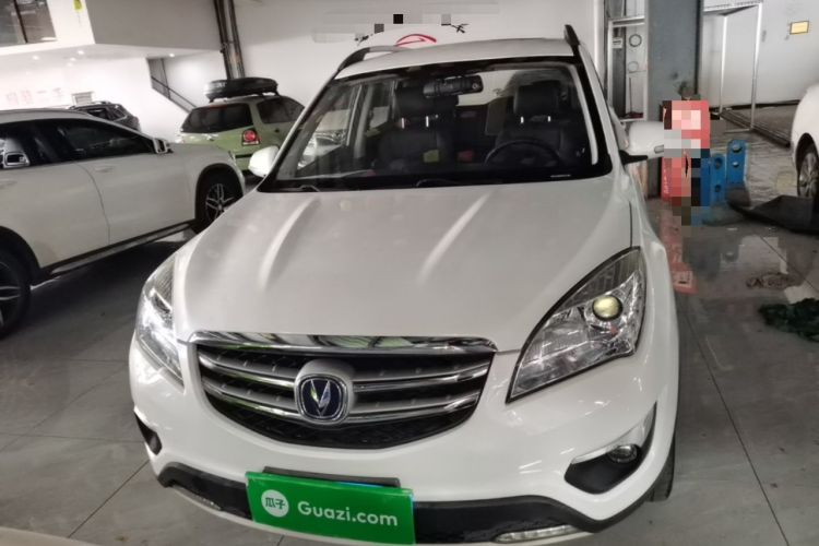 Used CHANGAN CS35 2016 1.6L Manual Luxury Model China IV Front