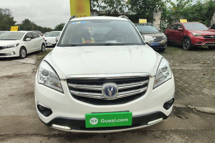 Used CHANGAN CS35 2016 1.6L Manual Luxury Model China IV Standard Front