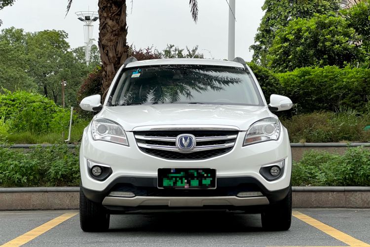 Used CHANGAN CS35 2016 1.6L Automatic Luxury Model China V Standard Front