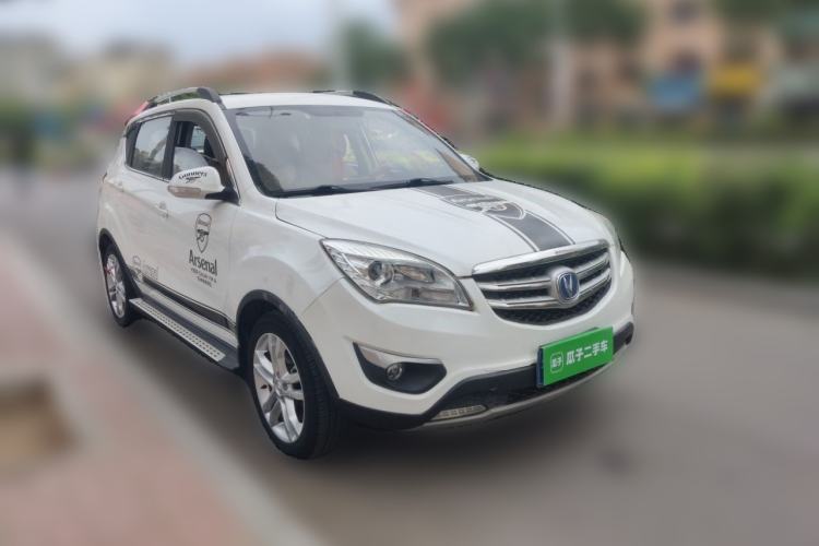 Used CHANGAN CS35 2016 1.6L Automatic Luxury Model China IV Standard Front Right 45 Deg