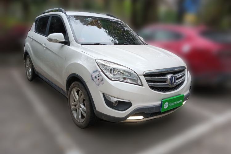 Used CHANGAN CS35 2016 1.6L Automatic Luxury Model China V Standard Front Right 45 Deg
