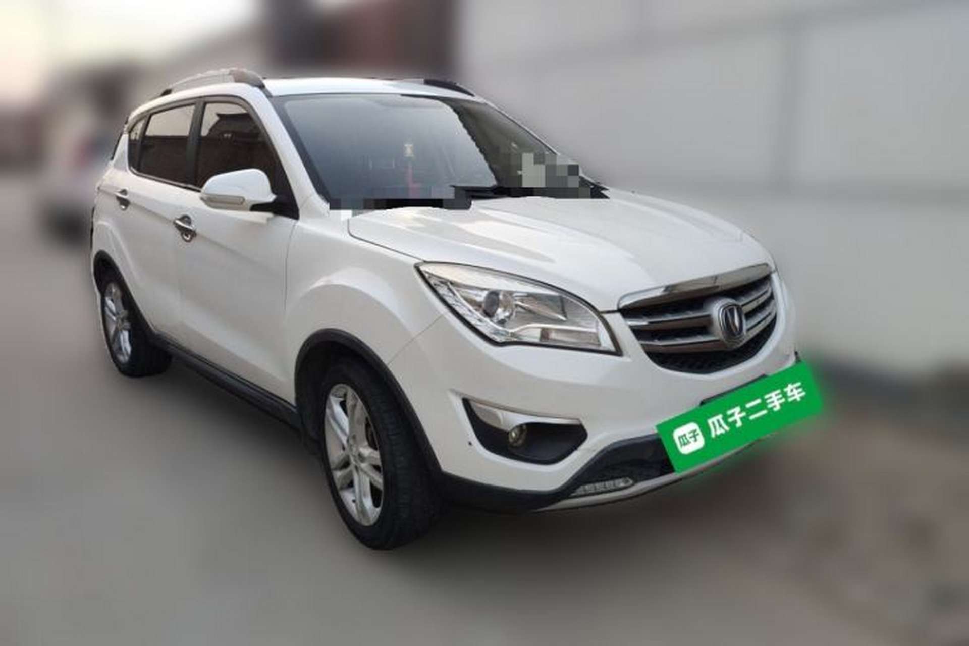 Used CHANGAN CS35 2016 1.6L Manual Luxury Model China IV Standard Front Right 45 Deg