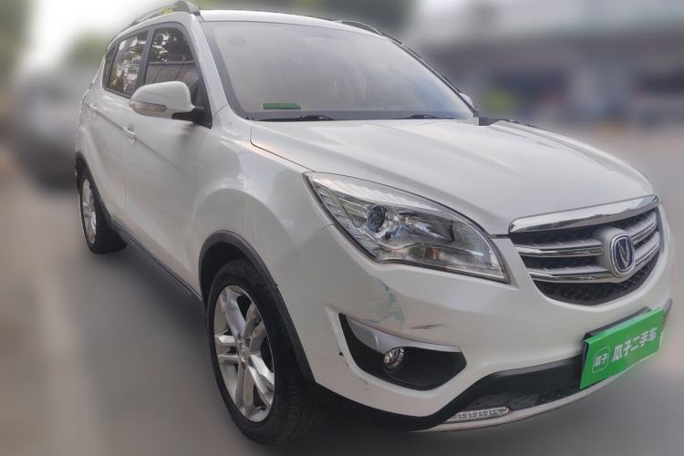 Used CHANGAN CS35 2016 1.6L Manual Luxury Model China V Standard Front Right 45 Deg