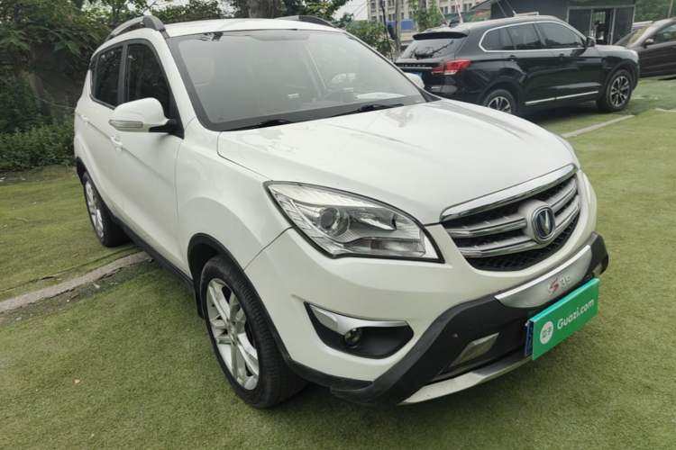Used CHANGAN CS35 2016 1.6L Automatic Luxury Model China V Standard Front Right 45 Deg