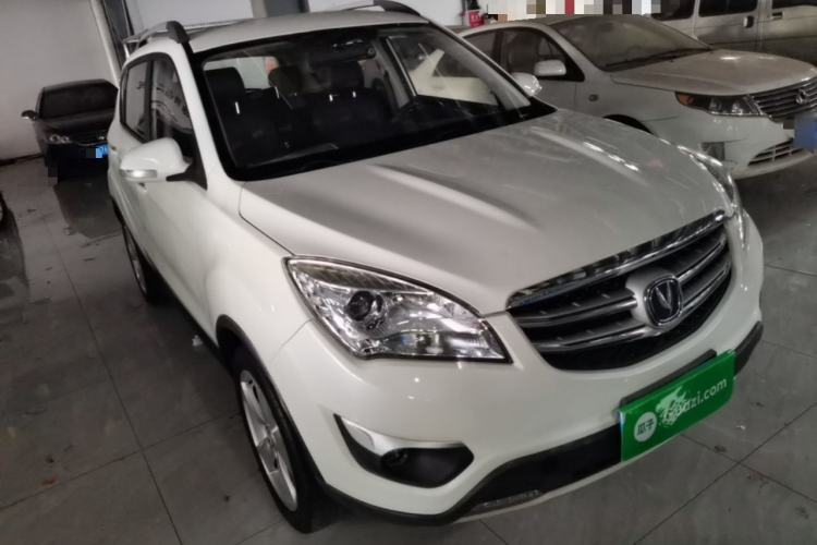 Used CHANGAN CS35 2016 1.6L Manual Luxury Model China IV Front Right 45 Deg