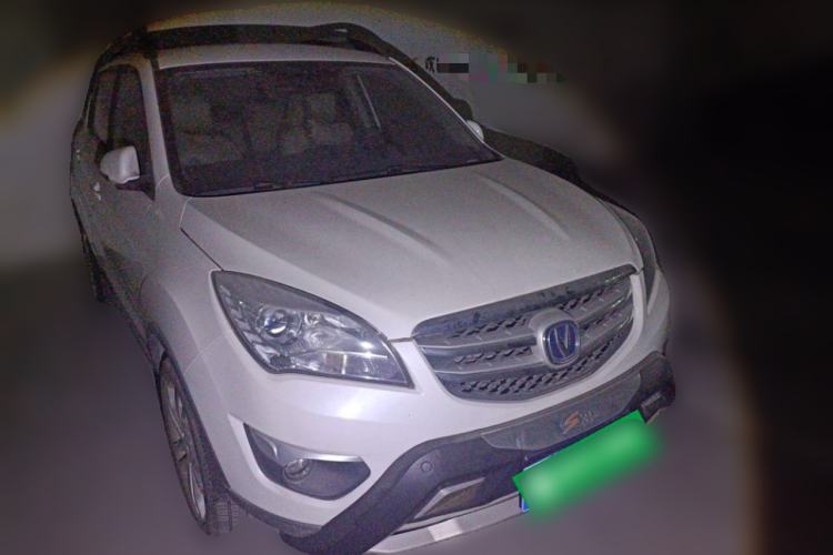 Used CHANGAN CS35 2016 1.6L Manual Luxury Model China V Standard Front Right 45 Deg