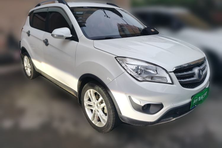 Used CHANGAN CS35 2016 1.6L Manual Luxury Model China IV Standard Front Right 45 Deg