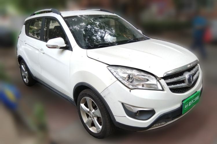 Used CHANGAN CS35 2016 1.6L Manual Luxury Model China IV Front Right 45 Deg