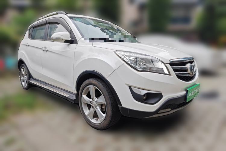 Used CHANGAN CS35 2016 1.6L Manual Luxury Model China IV Front Right 45 Deg