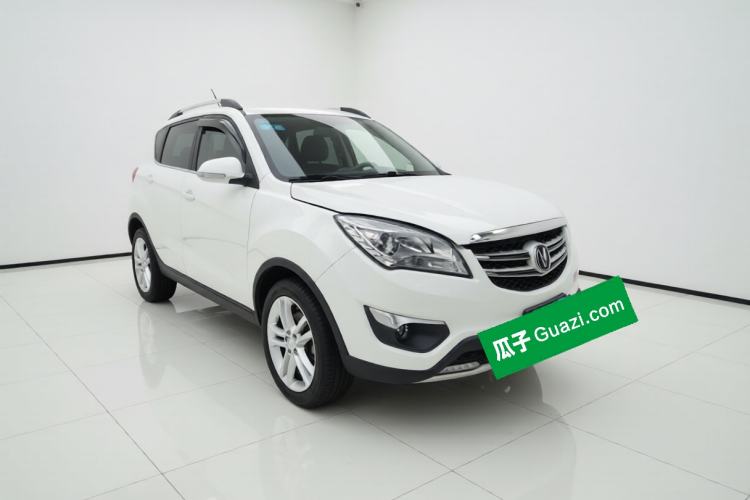 Used CHANGAN CS35 2016 1.6L Manual Luxury Model China V Standard Front Right 45 Deg