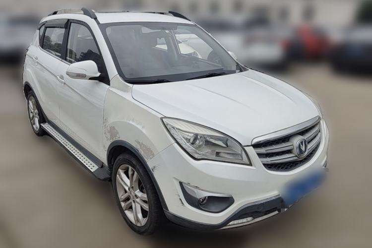 Used CHANGAN CS35 2016 1.6L Automatic Luxury Model China V Standard Front Right 45 Deg
