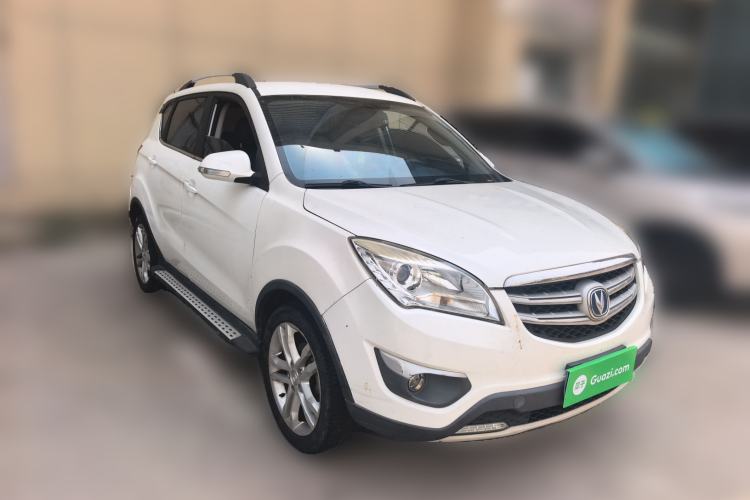 Used CHANGAN CS35 2016 1.6L Automatic Luxury Model China V Standard Front Right 45 Deg