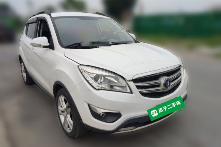 Used CHANGAN CS35 2016 1.6L Automatic Luxury Model China V Standard Front Right 45 Deg