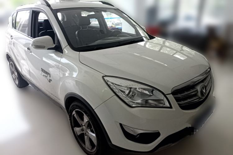 Used CHANGAN CS35 2016 1.6L Manual Luxury Model China IV Front Right 45 Deg