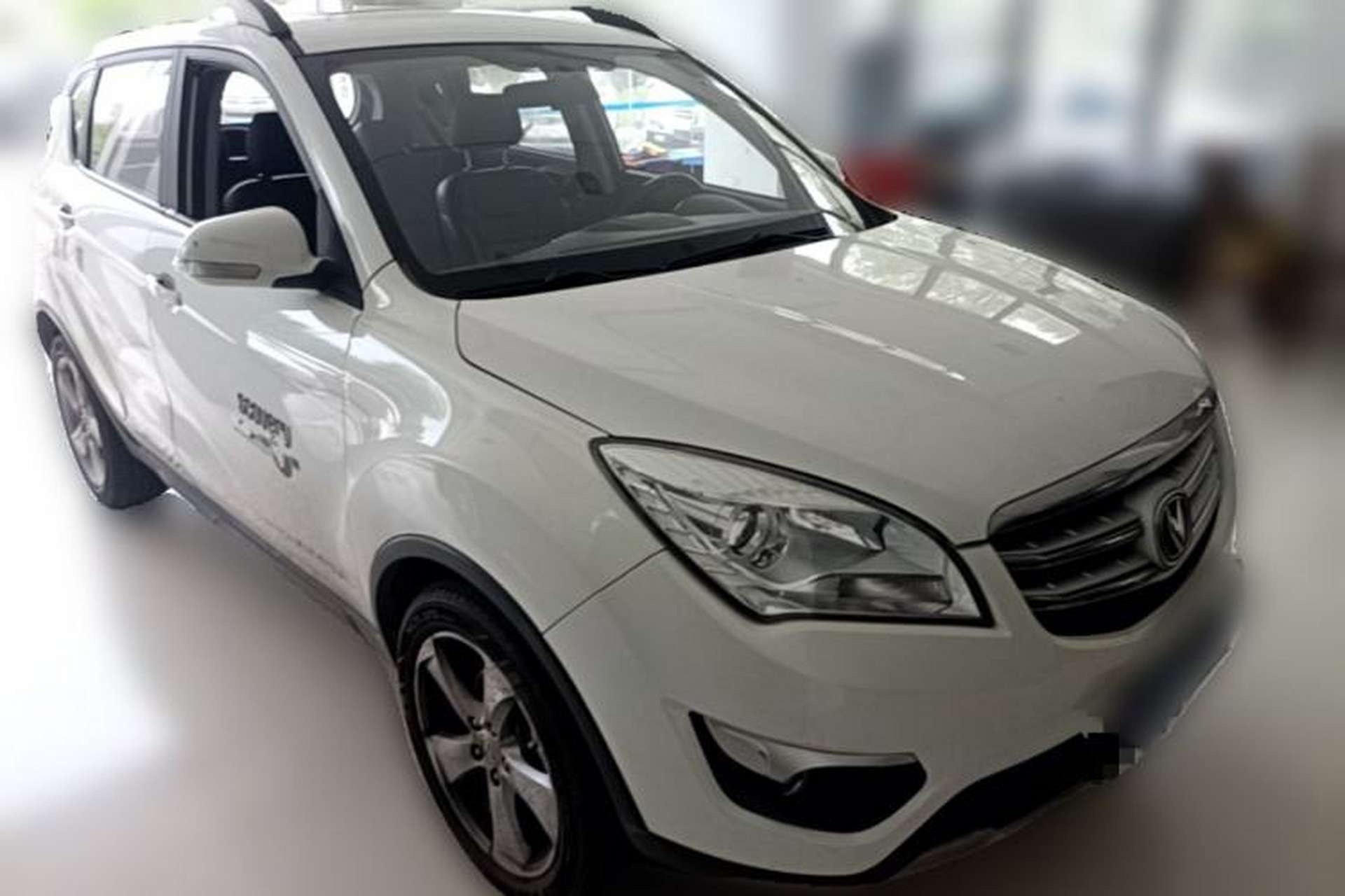 Used CHANGAN CS35 2016 1.6L Manual Luxury Model China IV Front Right 45 Deg