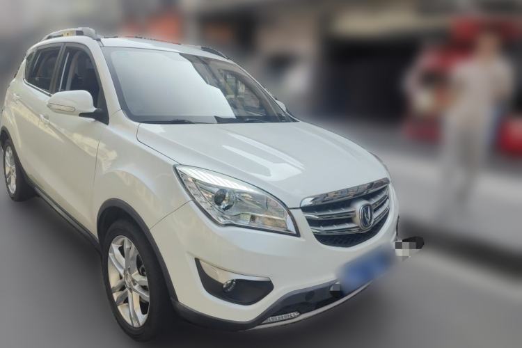 Used CHANGAN CS35 2016 1.6L Automatic Luxury Model China IV Standard Front Right 45 Deg