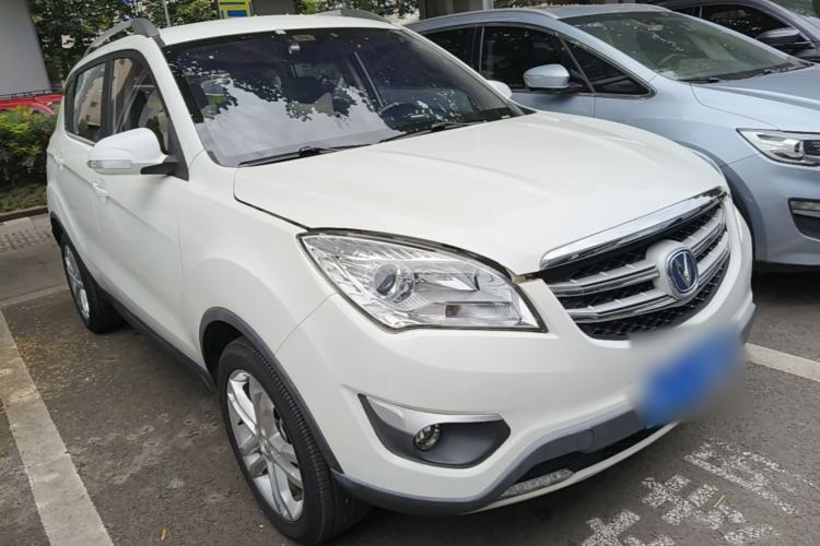 Used CHANGAN CS35 2016 1.6L Automatic Luxury Model China V Standard Front Right 45 Deg