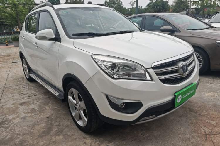 Used CHANGAN CS35 2016 1.6L Manual Luxury Model China IV Front Right 45 Deg