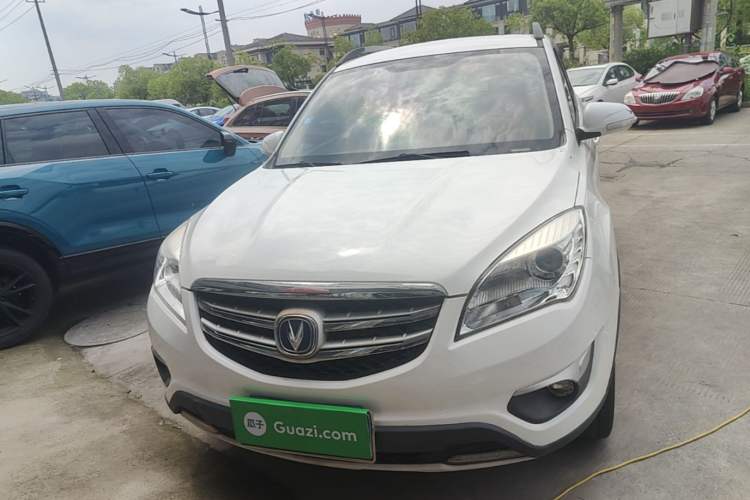 Used CHANGAN CS35 2016 1.6L Manual Luxury Model China V Standard Front