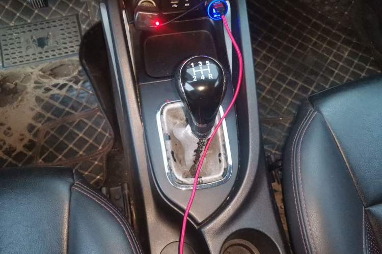 Used CHANGAN CS35 2016 1.6L Manual Luxury Model China V Standard Gear Lever