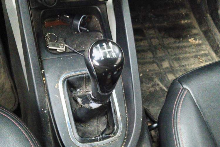 Used CHANGAN CS35 2016 1.6L Manual Luxury Model China V Standard Gear Lever