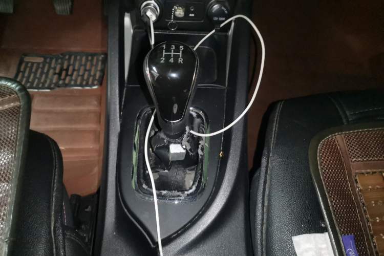 Used CHANGAN CS35 2016 1.6L Manual Luxury Model China IV Standard Gear Lever