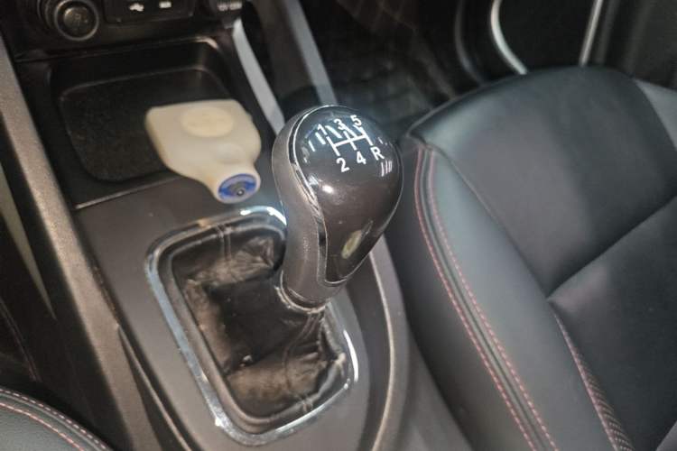 Used CHANGAN CS35 2016 1.6L Manual Luxury Model China V Standard Gear Lever