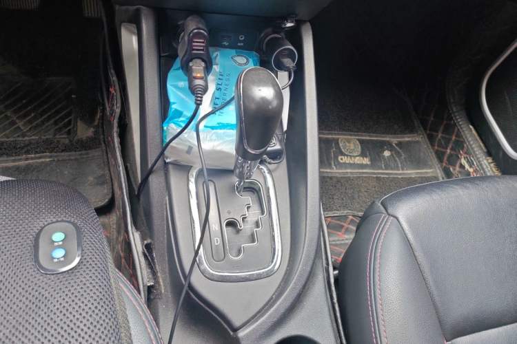 Used CHANGAN CS35 2016 1.6L Automatic Prestige Model China V Standard Gear Lever