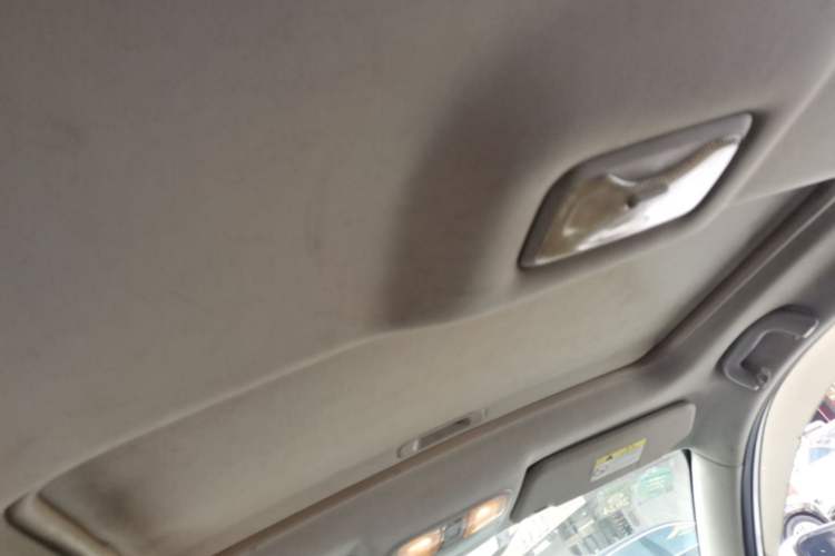 Used CHANGAN CS35 2016 1.6L Manual Luxury Model China V Standard Headliner