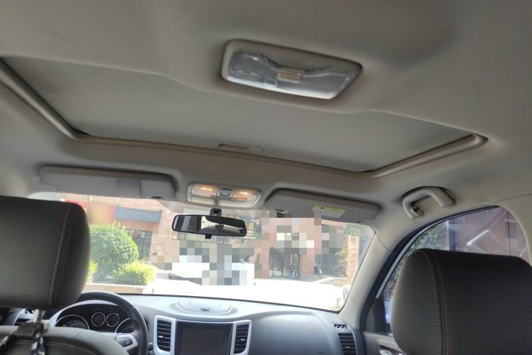 Used CHANGAN CS35 2016 1.6L Manual Luxury Model China V Standard Headliner