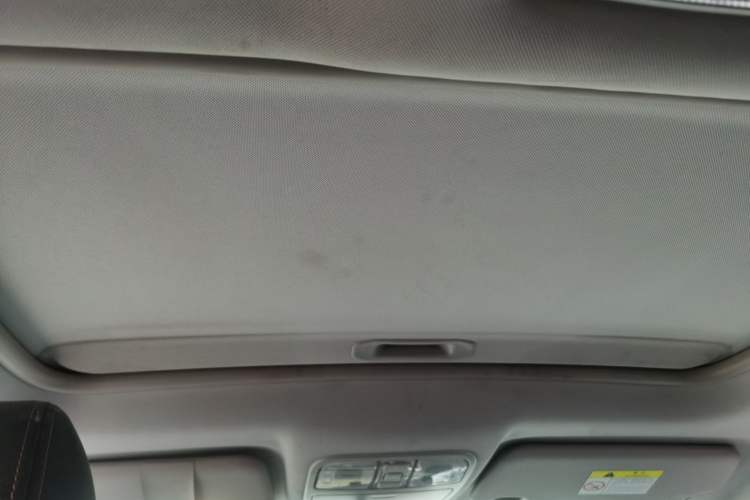 Used CHANGAN CS35 2016 1.6L Manual Luxury Model China IV Standard Headliner