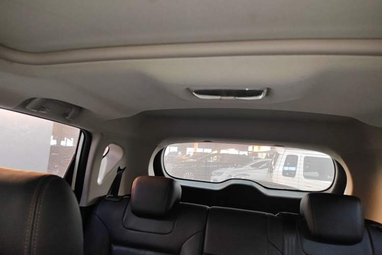 Used CHANGAN CS35 2016 1.6L Automatic Luxury Model China IV Standard Headliner
