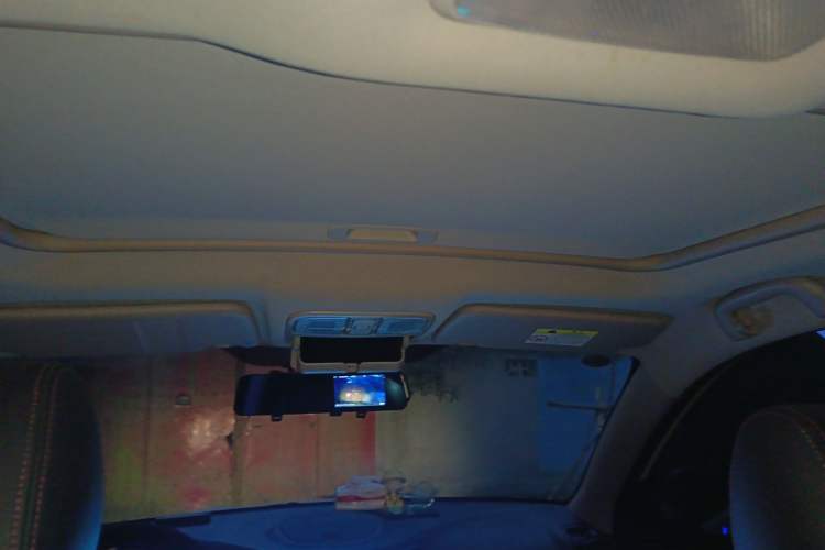 Used CHANGAN CS35 2016 1.6L Manual Luxury Model China IV Standard Headliner