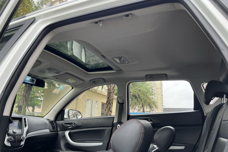 Used CHANGAN CS35 2016 1.6L Automatic Luxury Model China V Standard Headliner