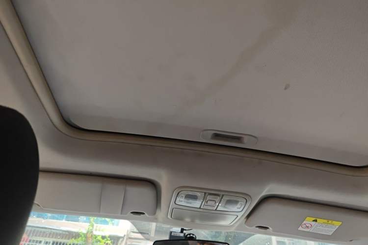 Used CHANGAN CS35 2016 1.6L Manual Luxury Model China IV Headliner