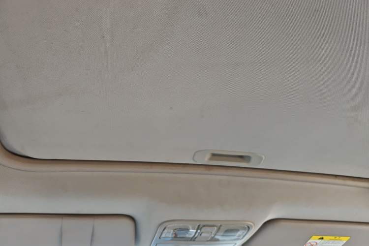 Used CHANGAN CS35 2016 1.6L Manual Luxury Model China V Standard Headliner