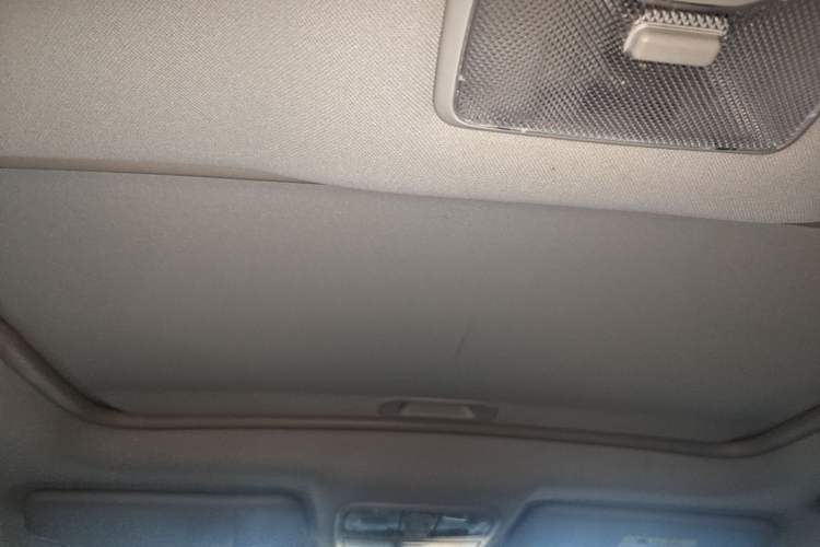 Used CHANGAN CS35 2016 1.6L Manual Luxury Model China V Standard Headliner