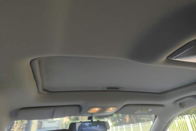Used CHANGAN CS35 2016 1.6L Automatic Luxury Model China IV Standard Headliner