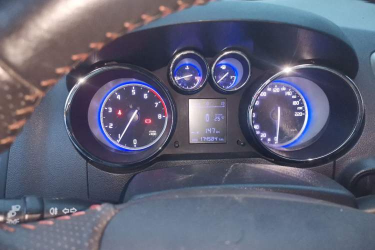 Used CHANGAN CS35 2016 1.6L Manual Luxury Model China V Standard Instrument Cluster